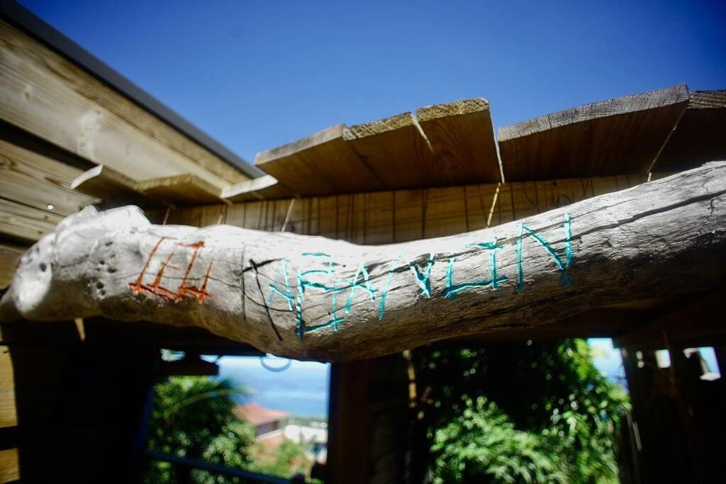 Bungalow Ecologique Avec Toilettes Seches Leu Kabanon Vue Mer แซ็งต์-เลอ ภายนอก รูปภาพ