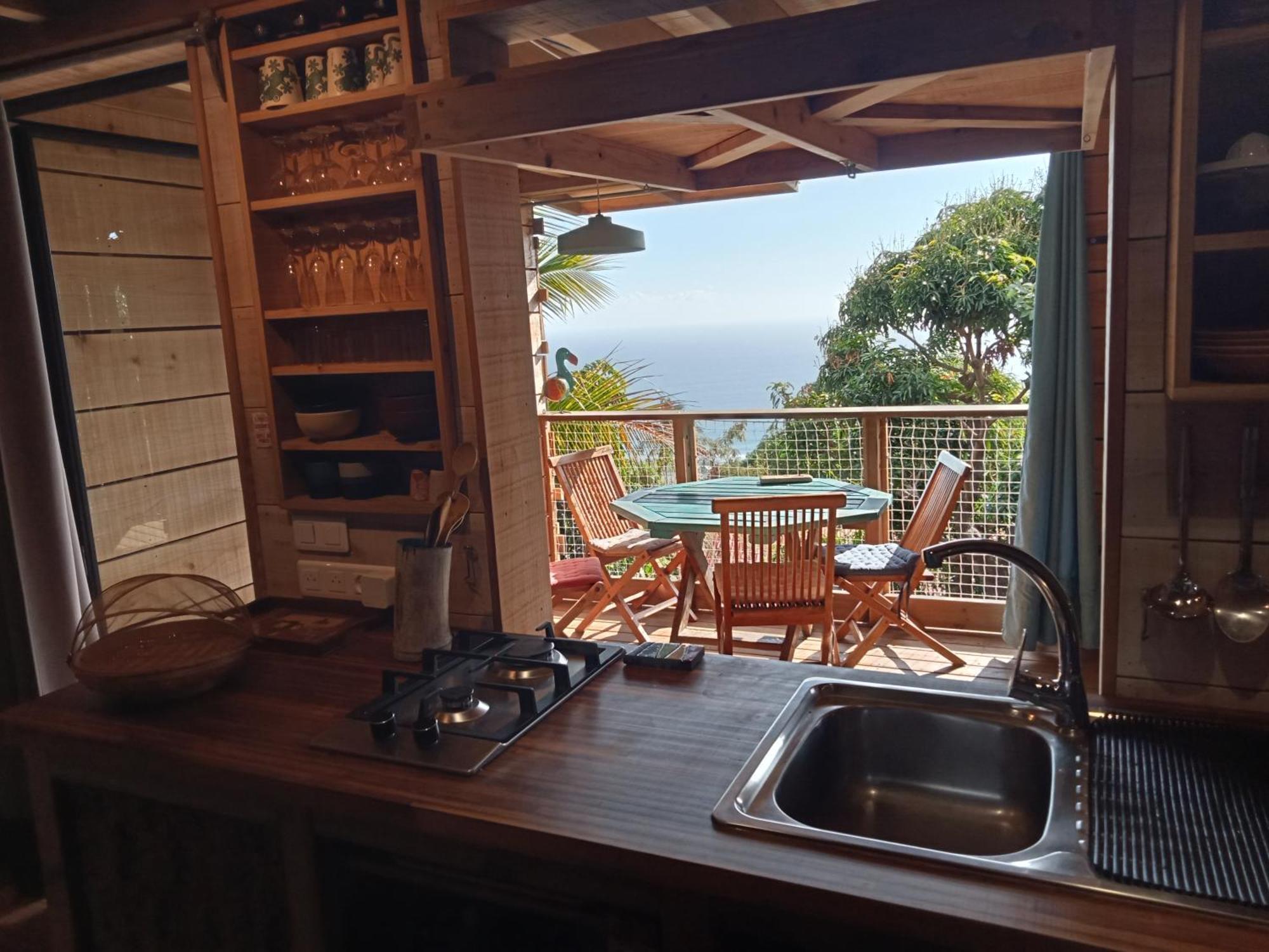 Bungalow Ecologique Avec Toilettes Seches Leu Kabanon Vue Mer แซ็งต์-เลอ ภายนอก รูปภาพ